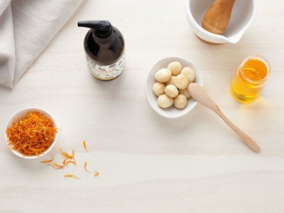 精油和一般護(hù)膚品水的護(hù)膚效果好?芳香世家為你解疑答惑
