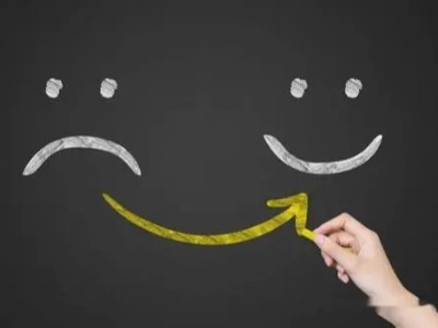 冬季如何使用精油調(diào)整小情緒?芳香世家有辦法